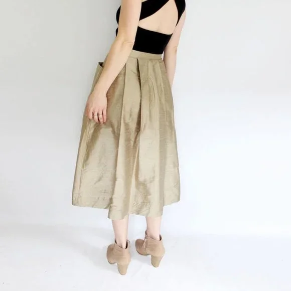 SAMPLE SALE Sage Green pleated skirt with pockets A line skirt below the knee po